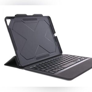 Rugged Messenger Case and Keyboard